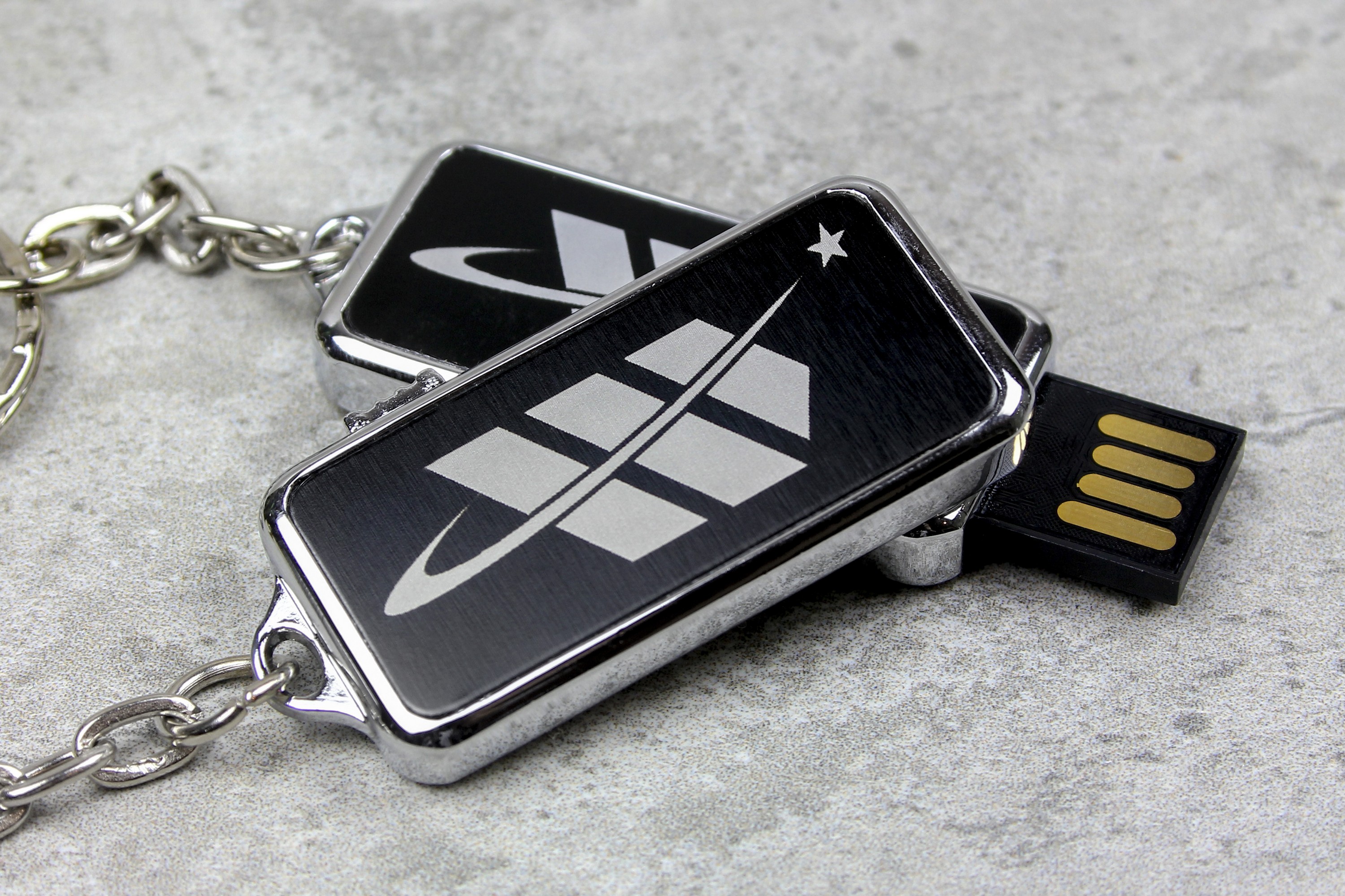 Laser-Etched Metal USB Flash Drive